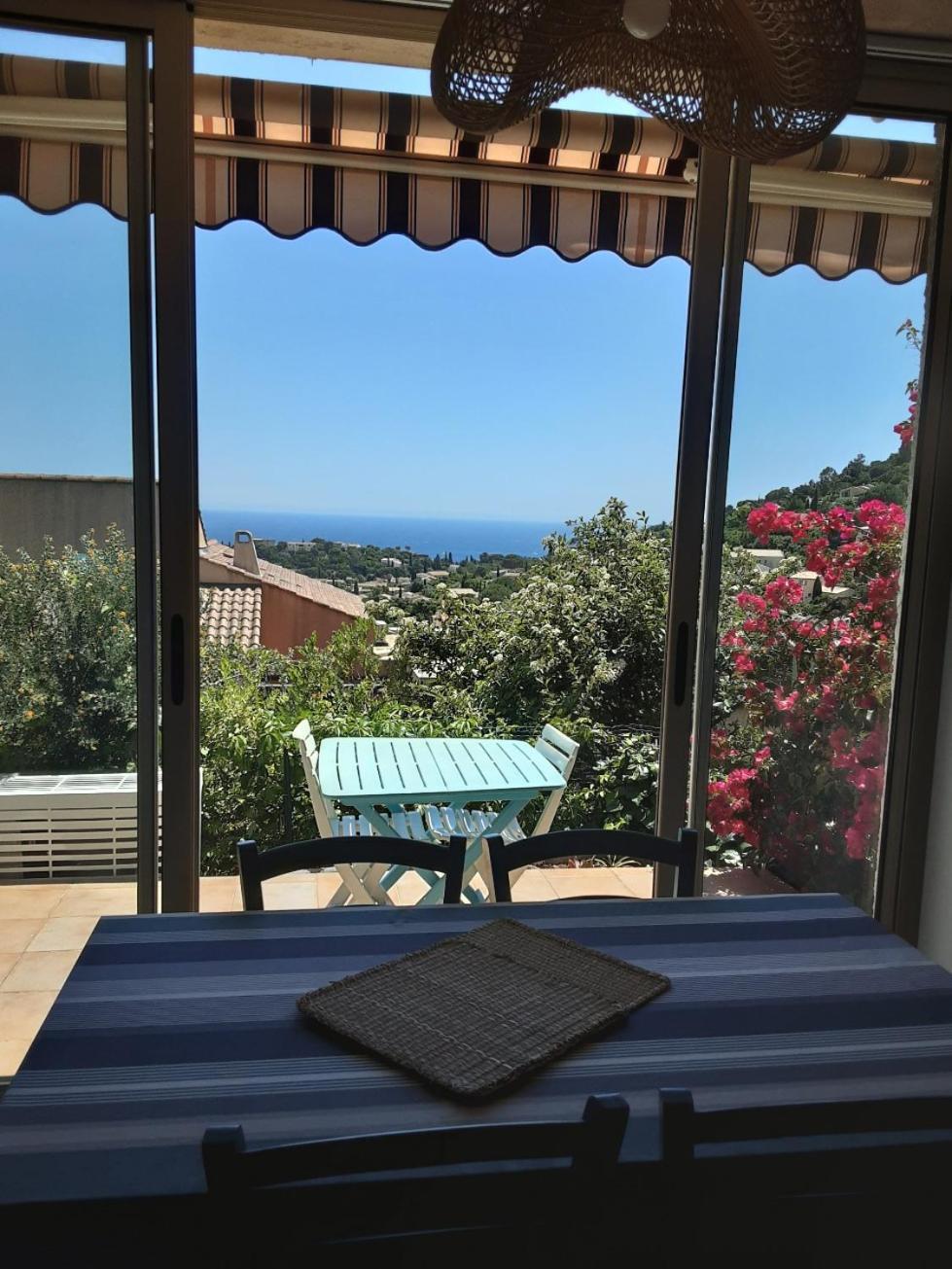 "Ti Sable" Agreable Studio Climatise, Jolie Vue Mer, Piscine A Cavalaire Sur Mer Golfe De St-Tropez Zewnętrze zdjęcie